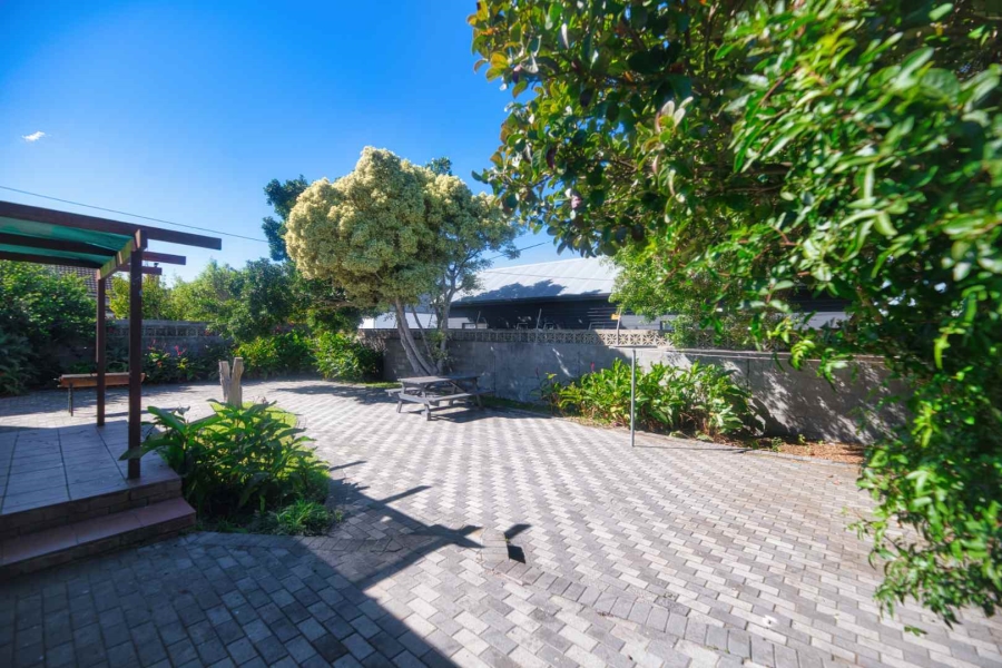 2 Bedroom Property for Sale in Westcliff Western Cape